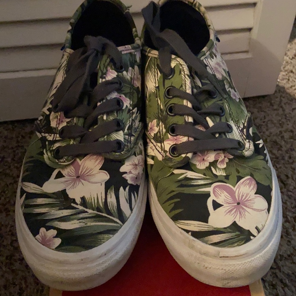 Floral vans
